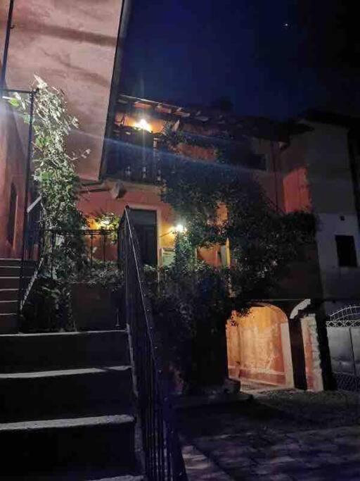 Come A Casa Castelletto sopra Ticino Exterior foto